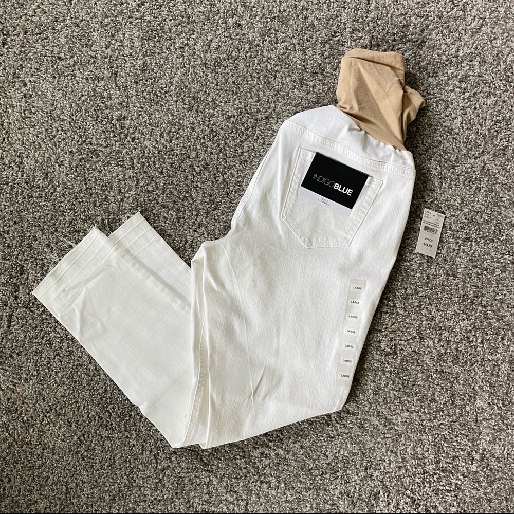 NWT Maternity Skinny Jeans